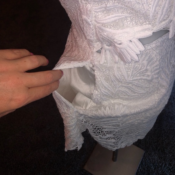 Lovers and friends lace romper - Picture 4 of 4